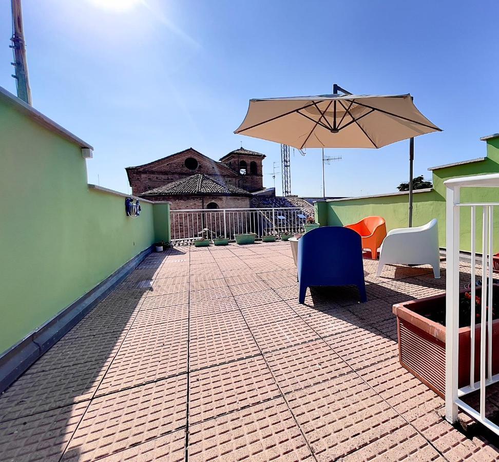 Tintoria Apartment Парма Екстериор снимка